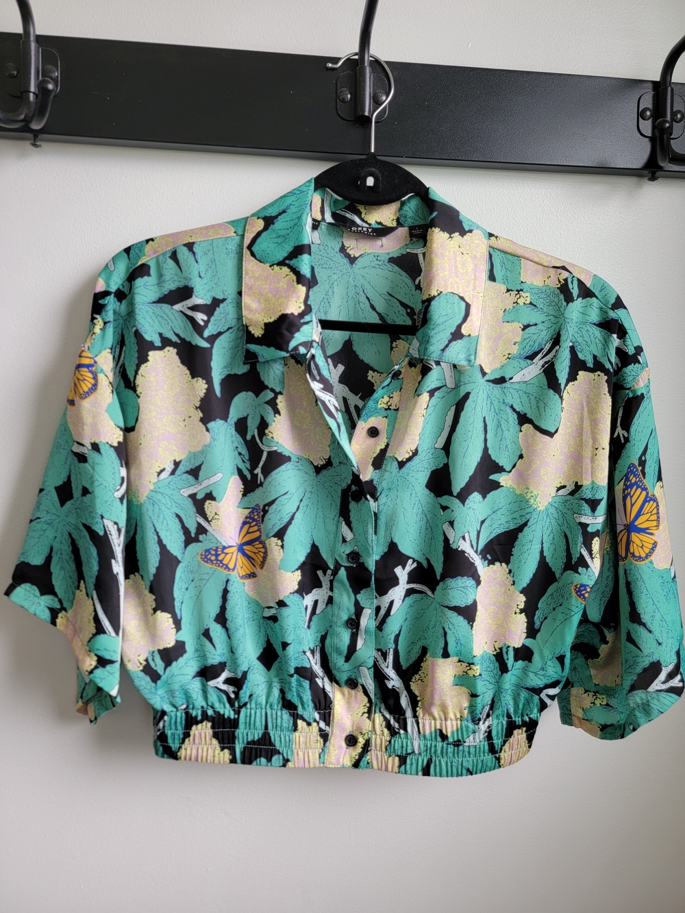 Obey Tropical And Butterfly Print Crop Button-Up Top — Mint, Yellow & Black